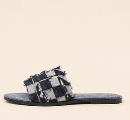 Livia Weave Slides view 3